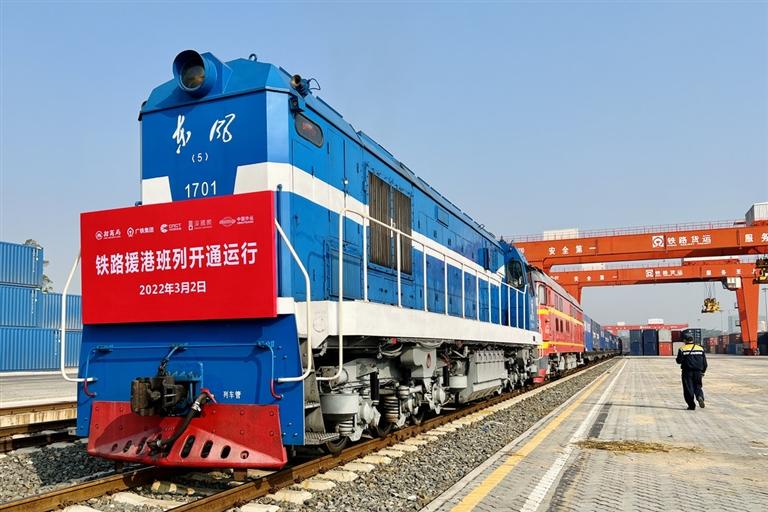 2b5709cd-0840-43ee-b89c-01ed580e4987.jpg