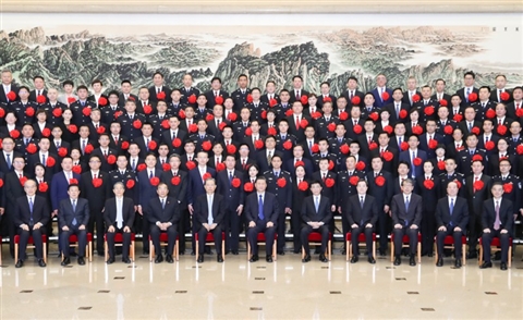 习近平会见全国扫黑除恶　专项斗争总结表彰大会代表