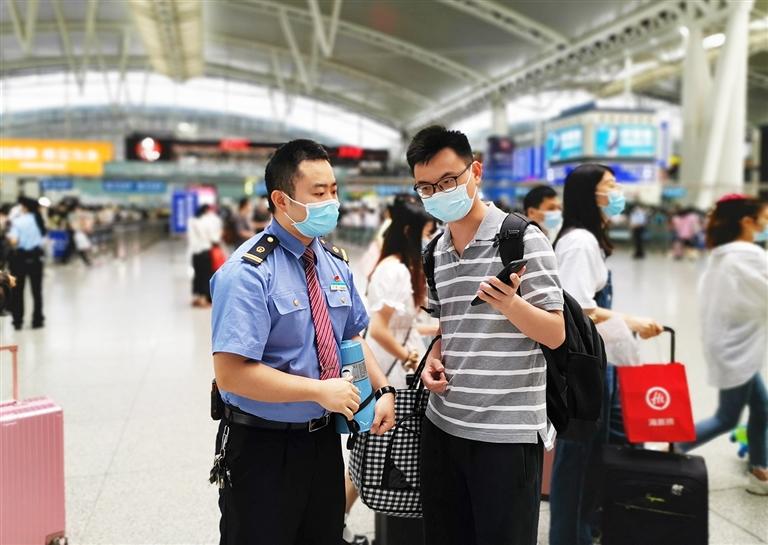 丁非获广州市道德模范提名奖