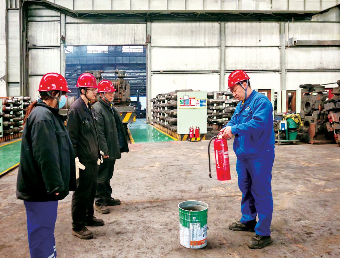 落实消防责任 筑牢安全防线