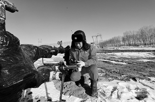 日增油能力达30吨新木第一采油作业区跑出上产“加速度”